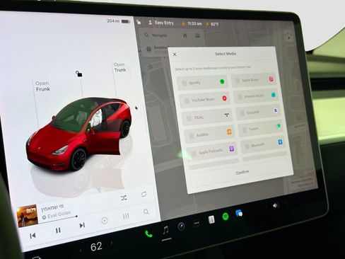 Used 2022 Tesla Model Y Performance AWD/4WD image 14