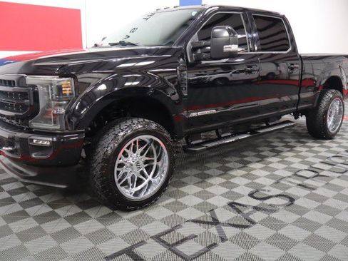 Used 2020 Ford F250 Lariat AWD/4WD image 3