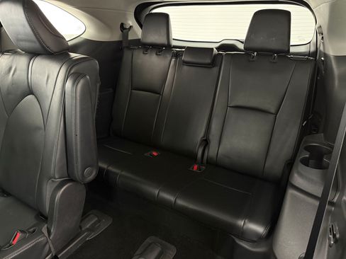 Used 2021 Toyota Highlander Limited AWD/4WD image 28