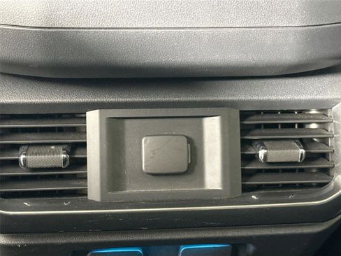 Used 2021 Ford F150 Lariat image 38