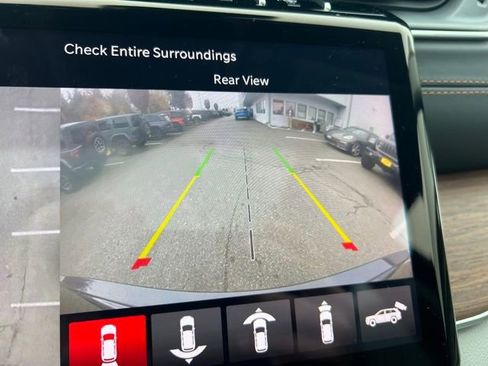 Used 2022 Jeep Grand Cherokee Summit w/ Advanced Protech Group IV image 24