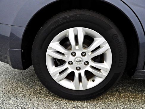 Used 2010 Nissan Altima 2.5 SL w/ SL Pkg FWD image 21