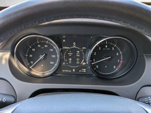 Used 2019 Land Rover Discovery Sport HSE AWD/4WD image 11