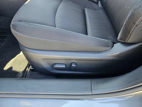 Used 2025 Nissan Altima 2.5 SV FWD image 15