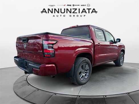 Certified 2025 Nissan Frontier SV image 5