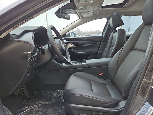 New 2026 MAZDA MAZDA3 2.5 Turbo Sedan w/Premium Plus image 11