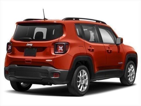 Used 2020 Jeep Renegade Altitude AWD/4WD image 17