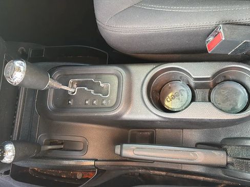 Used 2016 Jeep Wrangler Unlimited Sport w/ Quick Order Package 24S AWD/4WD image 17