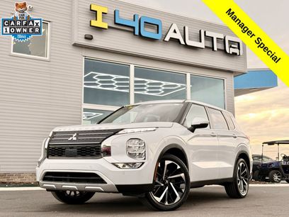 Used 2023 Mitsubishi Outlander SE