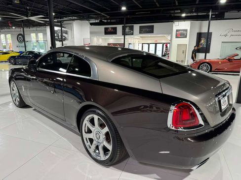 Used 2014 Rolls-Royce Wraith image 5