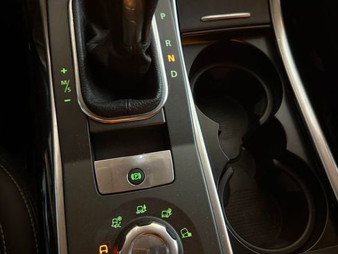 Used 2011 Land Rover Range Rover Sport Supercharged image 7