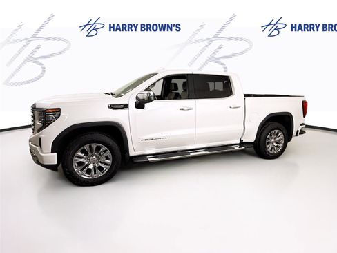 Used 2023 GMC Sierra 1500 Denali w/ Technology Package AWD/4WD image 28