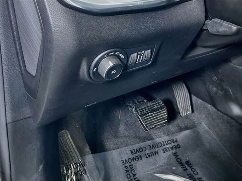 Used 2022 Jeep Compass Limited AWD/4WD image 10