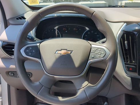 Used 2020 Chevrolet Traverse LT AWD/4WD image 12