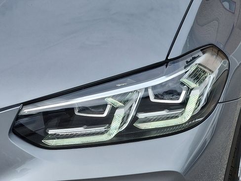 Used 2024 BMW X3 xDrive30i w/ Premium Package image 9