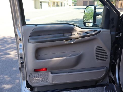 Used 2002 Ford F250 XL AWD/4WD image 23