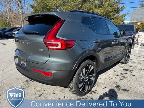 New 2026 Volvo XC40 B5 Plus w/ Protection Package Premier image 8