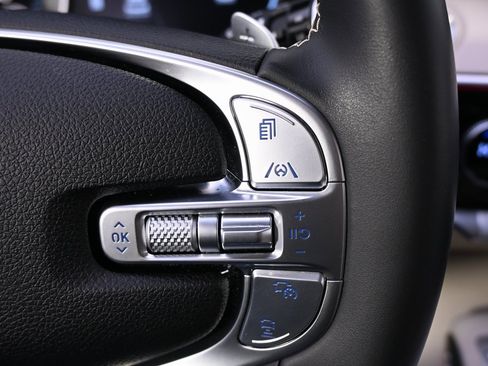 Used 2025 Genesis GV70 2.5T Select w/ Advanced Package image 36