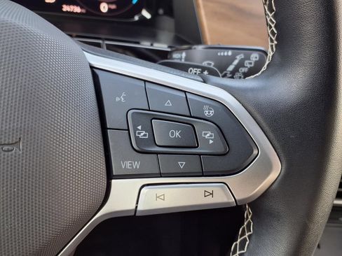 Used 2026 Volkswagen Atlas SE AWD/4WD image 14