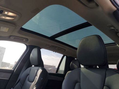 New 2026 Volvo XC90 T8 Ultra w/ Protection Package Premier image 6