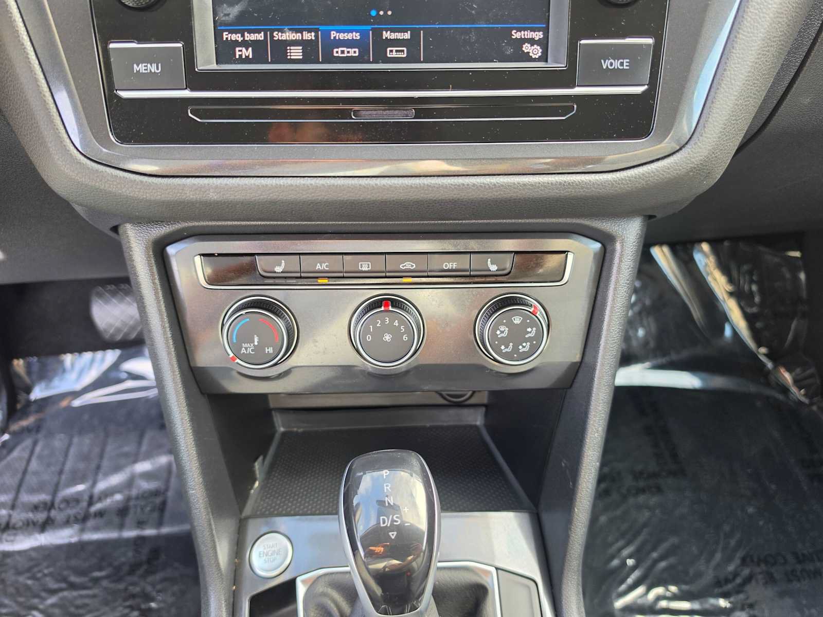 Used 2022 Volkswagen Tiguan S FWD image 29