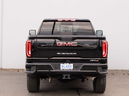 Used 2022 GMC Sierra 3500 AT4 image 24