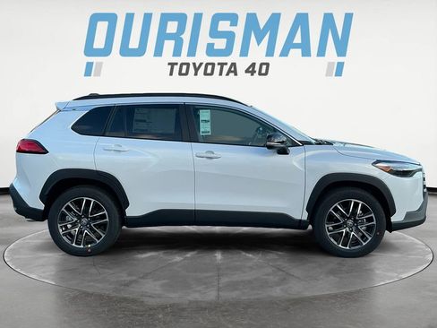 New 2026 Toyota Corolla Cross XLE image 8