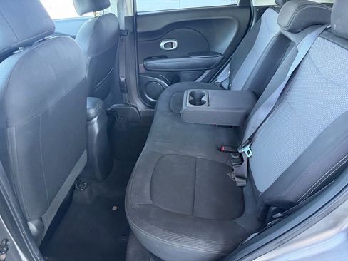 Used 2018 Kia Soul + FWD image 42