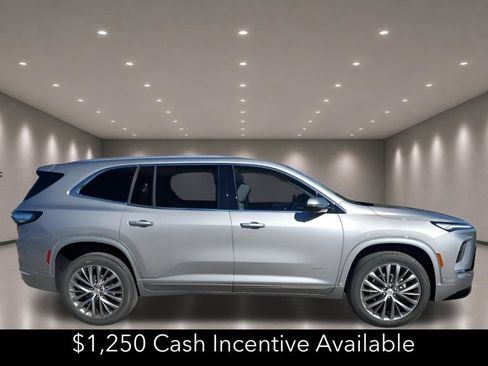 New 2026 Buick Enclave Avenir w/ Super Cruise Package FWD image 11