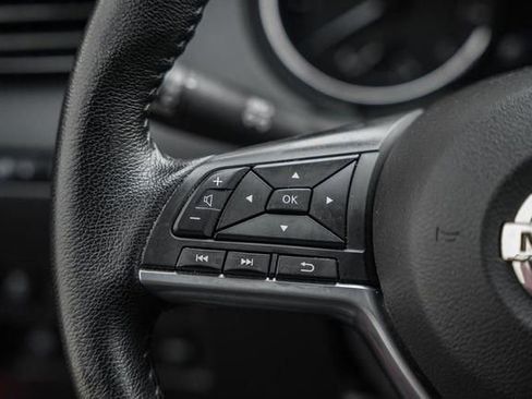 Used 2022 Nissan Rogue Sport SL image 28