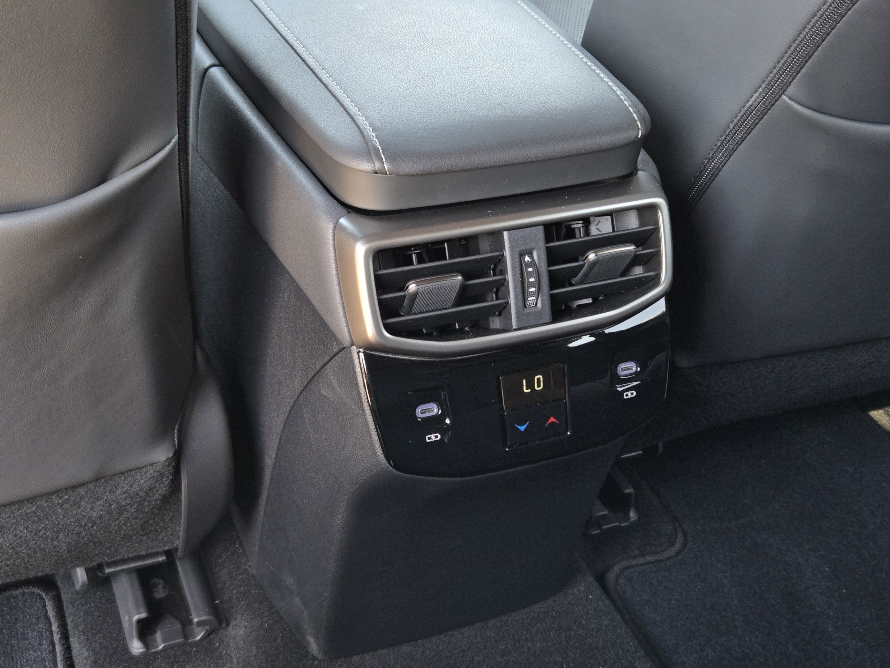 Used 2026 Lexus RX 350 Premium Plus w/ Accessory Package (Z1) FWD image 27