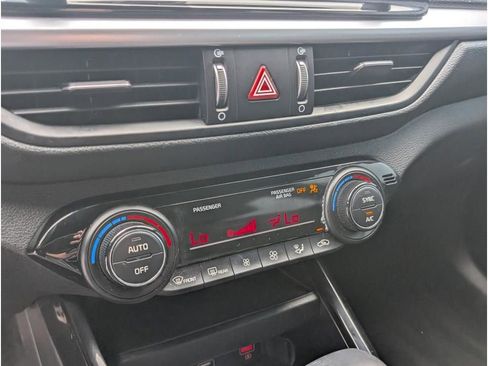 Used 2023 Kia Forte GT-Line w/ GT-Line Technology Package image 22