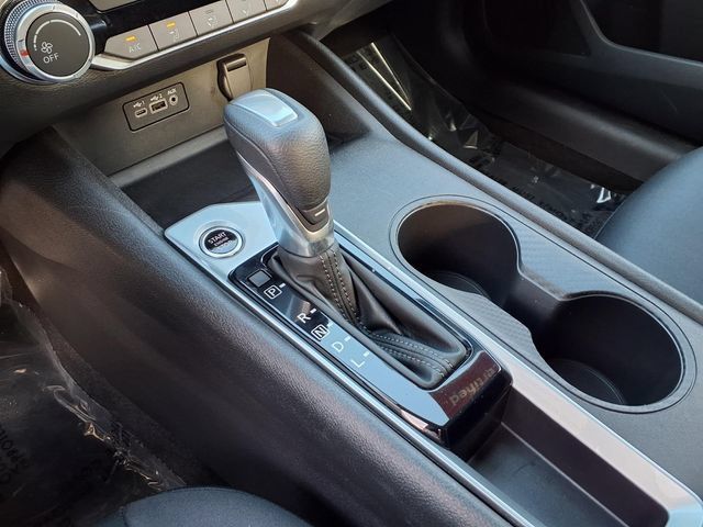 Certified 2025 Nissan Altima 2.5 S FWD image 8