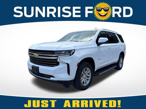 Used 2024 Chevrolet Tahoe LT RWD image 1