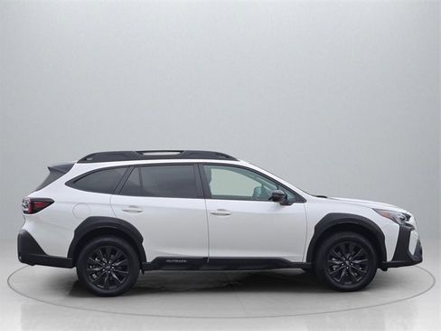 Used 2024 Subaru Outback Onyx Edition XT image 9