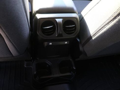 Used 2025 Jeep Gladiator Sport AWD/4WD image 17