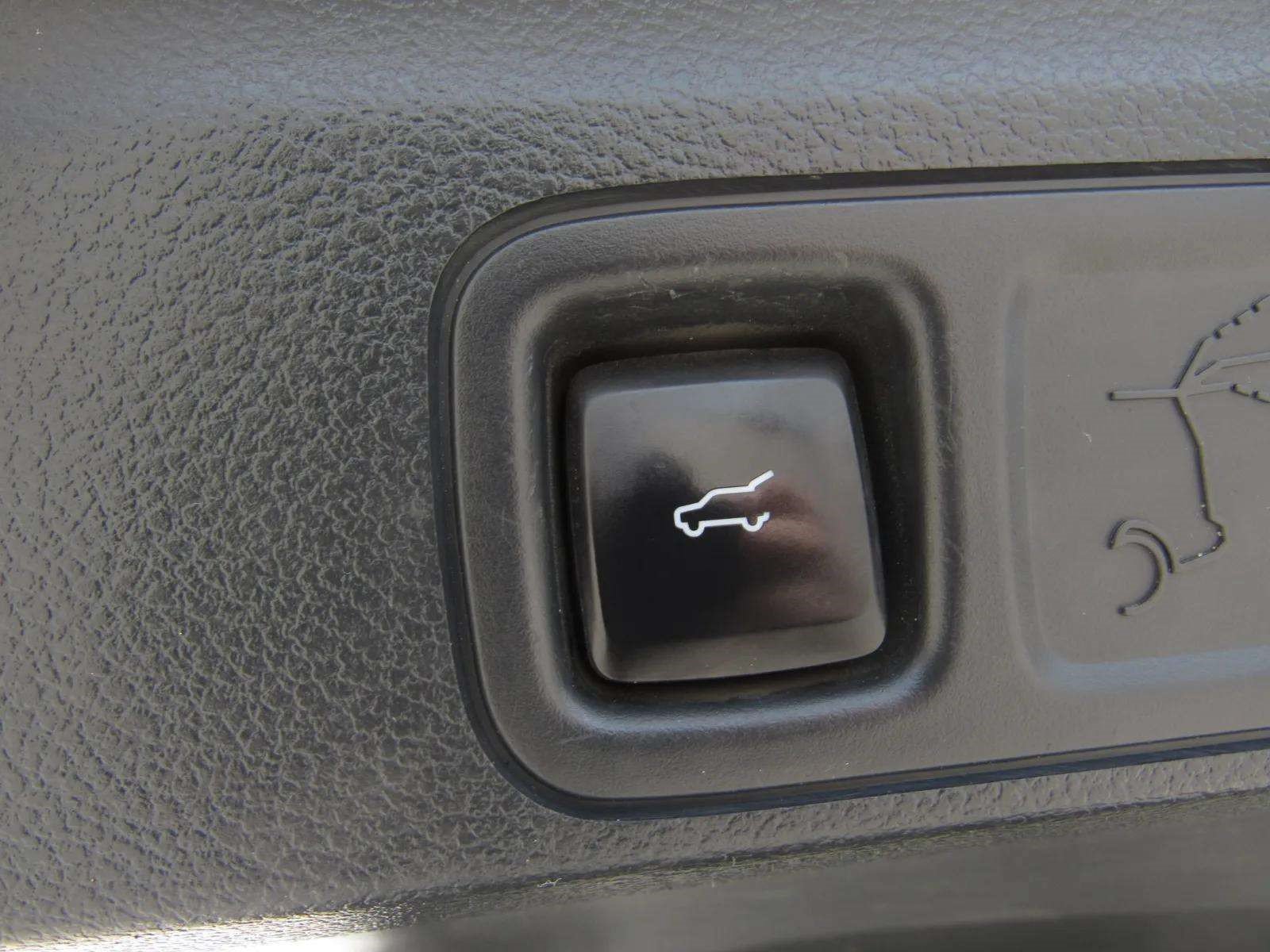 Used 2022 Ford Expedition XLT AWD/4WD image 14