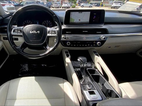 Used 2022 Kia Telluride S image 17