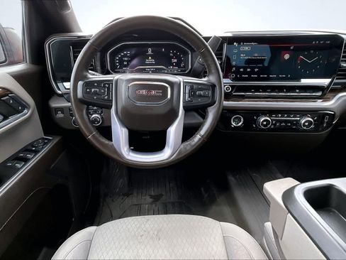 Used 2023 GMC Sierra 1500 SLE image 15
