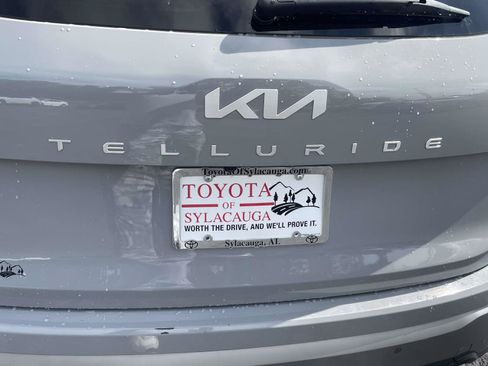 Used 2023 Kia Telluride SX X-Line AWD/4WD image 8