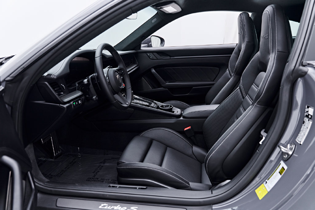 Used 2026 Porsche 911 Turbo S AWD/4WD image 32