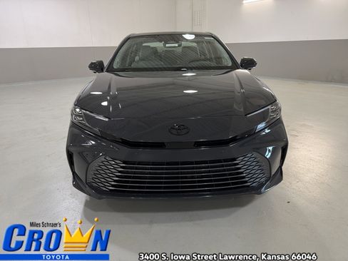New 2026 Toyota Camry XLE FWD image 2