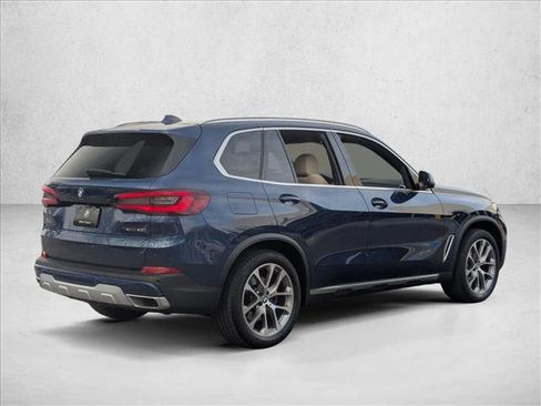 Used 2022 BMW X5 xDrive40i w/ Climate Comfort Package image 5