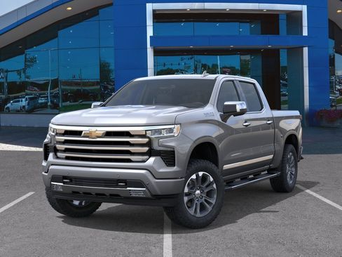 New 2026 Chevrolet Silverado 1500 High Country w/ Technology Package AWD/4WD image 32