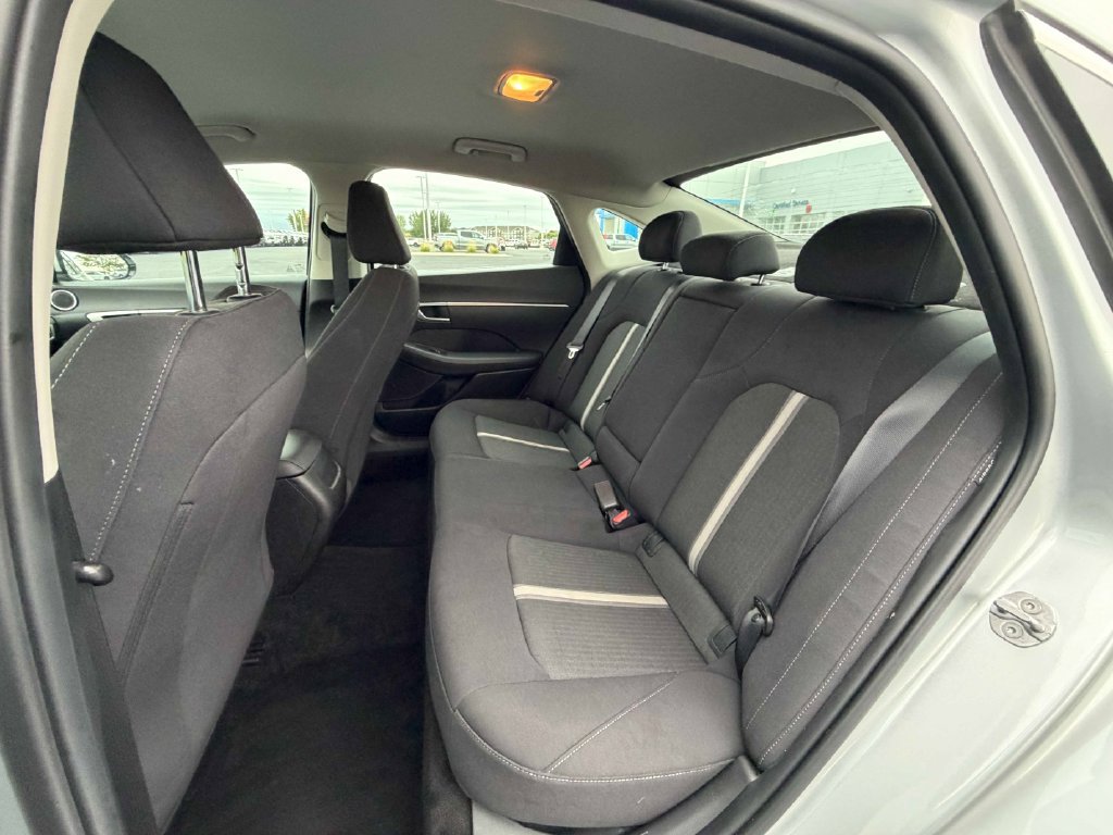 Used 2025 Hyundai Sonata SEL FWD image 20
