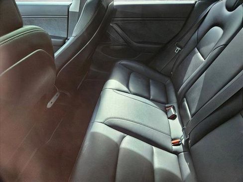 Used 2018 Tesla Model 3 Long Range image 11