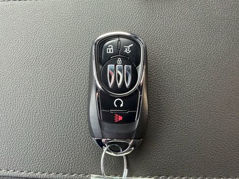 New 2026 Buick Envista Avenir image 28