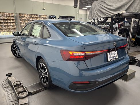 New 2025 Volkswagen Jetta Sport image 9