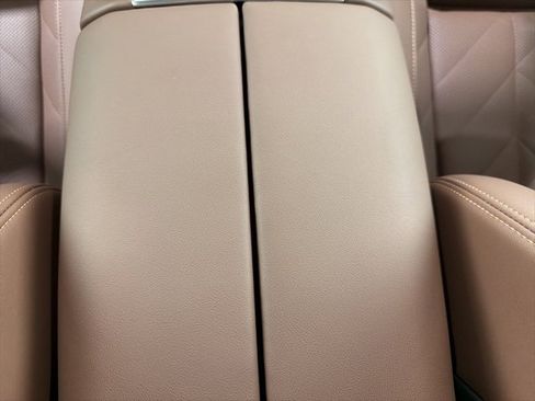 Used 2026 BMW X5 xDrive40i w/ Premium Package image 41