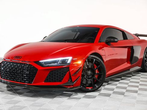 Used 2023 Audi R8 V10 GT RWD image 2